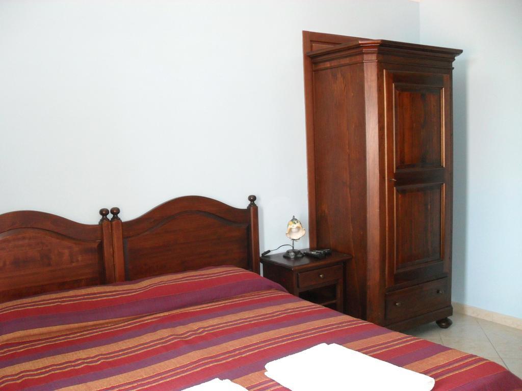 Hotel Piro Torrenova  Kamer foto