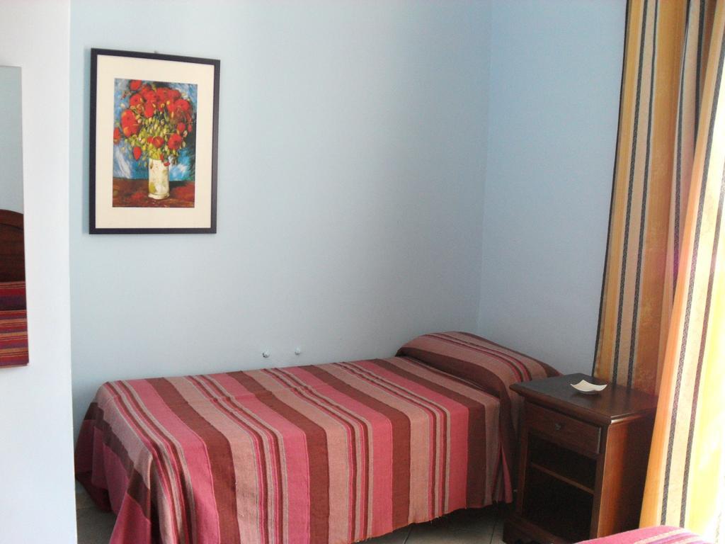 Hotel Piro Torrenova  Kamer foto
